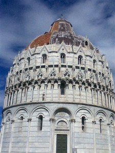 Even a millenium ago, the nobles and the Catholic Church were on a budget. The baptistry's roof was built of terra cotta tile facing the ocean and lead plates on the other side to save money.